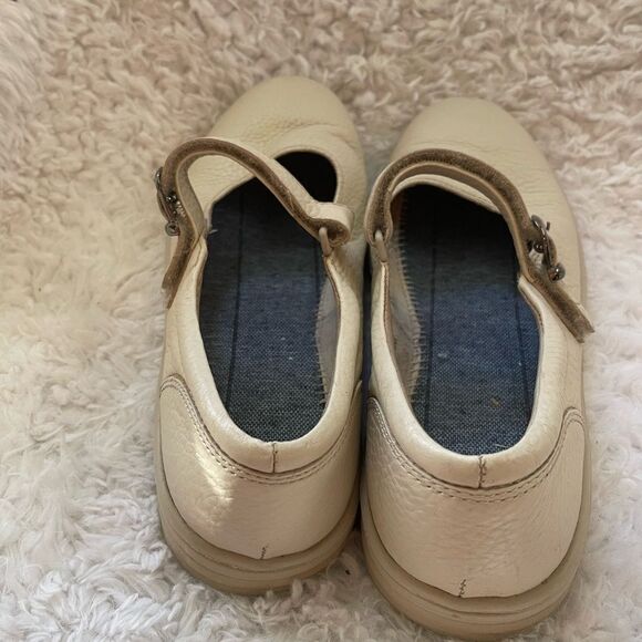 Comfort Merry Jane Leather Beige diabetic shoes Velcro strap rubber soles SZ10M - Picture 4 of 8